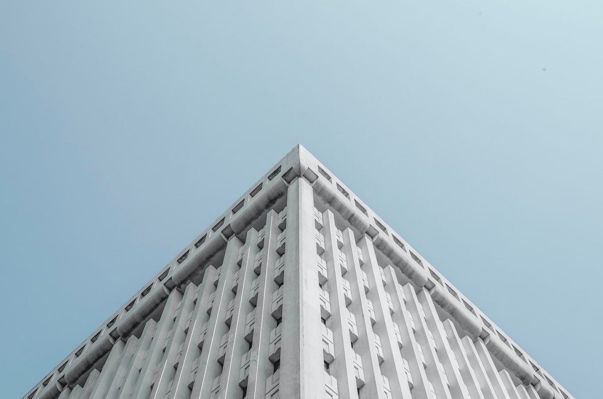 消息人士：美伊冲突引发市场波动日本央行候暂缓加息可能性增大