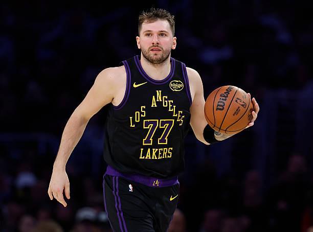 2026世界杯赛事观看平台-东契奇仅用时18分钟便取得三双,创造湖人队史最快纪录